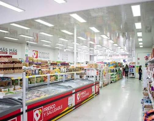 Tienda D1 — foto 1